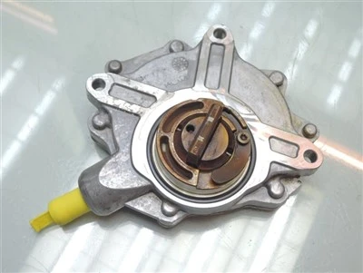 BMW 68739010 Brake Vacuum Pump