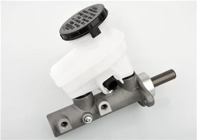 Isuzu 8-98006942-0 Brake Master Cylinder